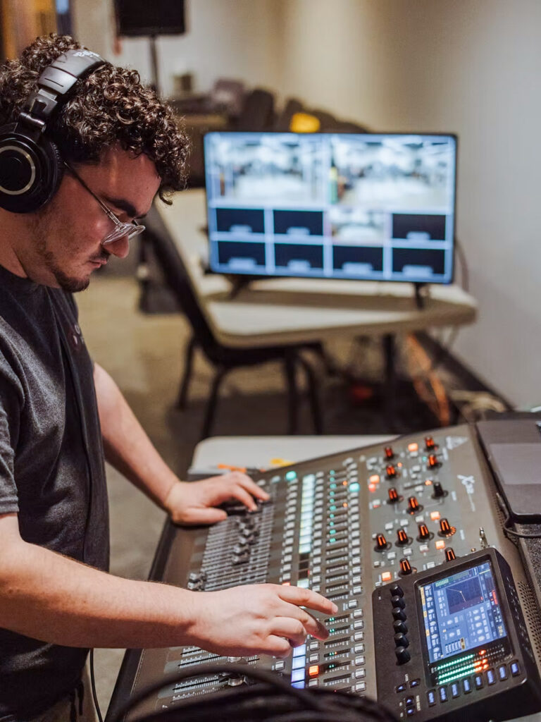 Audiobahn Professional